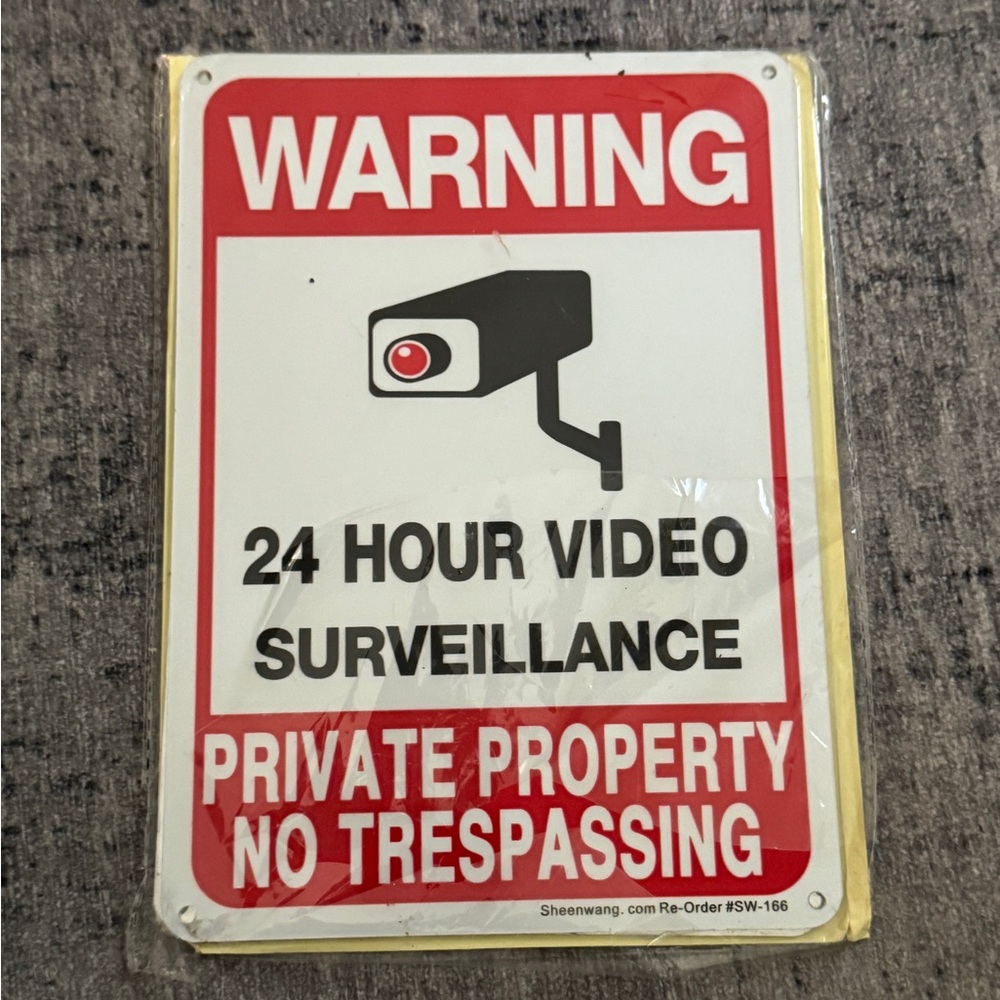 2 pack No Trespassing Surveillane sign